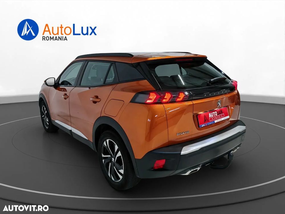 Peugeot 2008 PureTech 130 EAT8 Allure Pack - 3