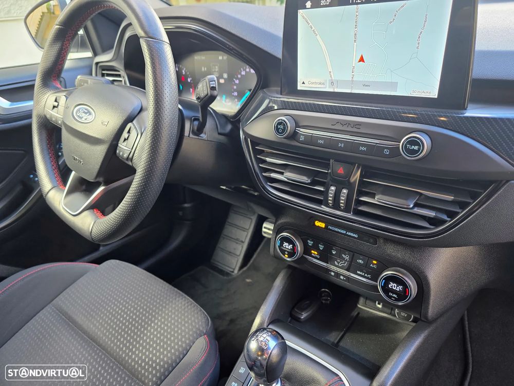 Ford Focus SW 1.0 EcoBoost ST-Line - 44