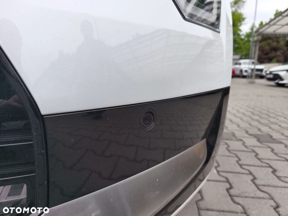 Kia Niro 1.6 GDI Hybrid Business Line - 23