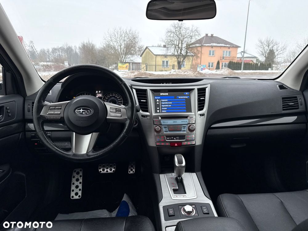 Subaru Legacy 2.5i GT - 21