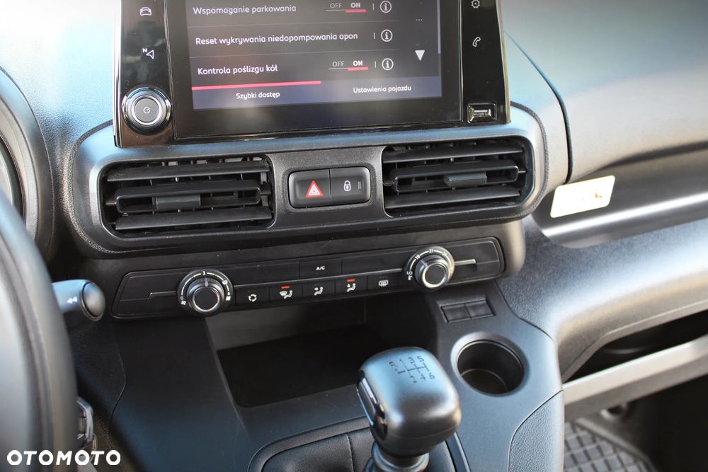 Fiat Doblo Maxi CrewVan 1.5 BlueHDI S&S (bryg.) - 23