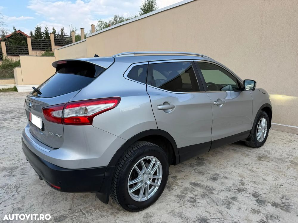 Nissan Qashqai 1.5 DCI Start/Stop Tekna - 4