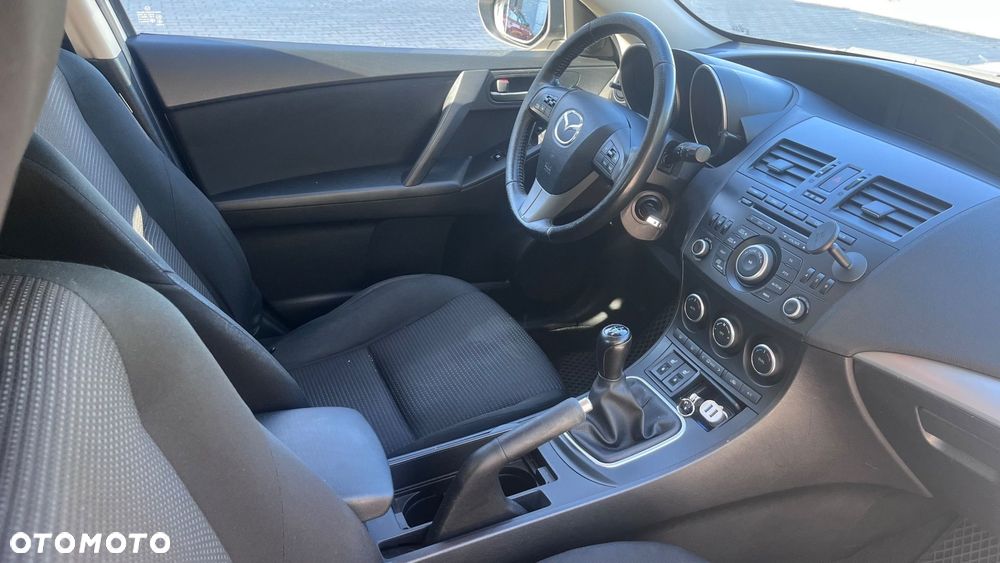 Mazda 3 1.6 Exclusive EU5 - 10