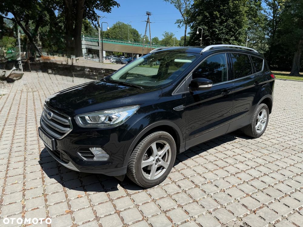 Ford Kuga - 4