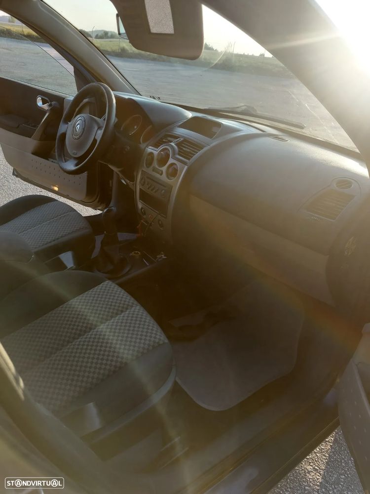 Renault Mégane 1.5 dCi Confort Expression - 7