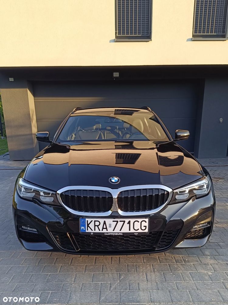 BMW Seria 3 318i M Sport - 1