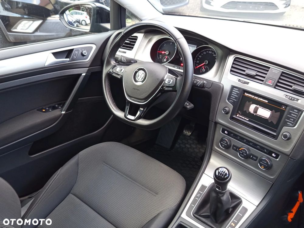 Volkswagen Golf 1.6 TDI BMT Comfortline - 20