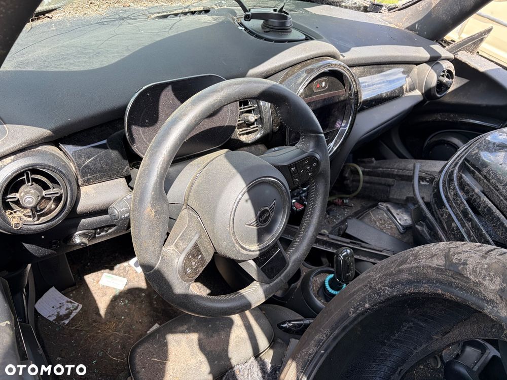 MINI Cooper Classic Trim - 4