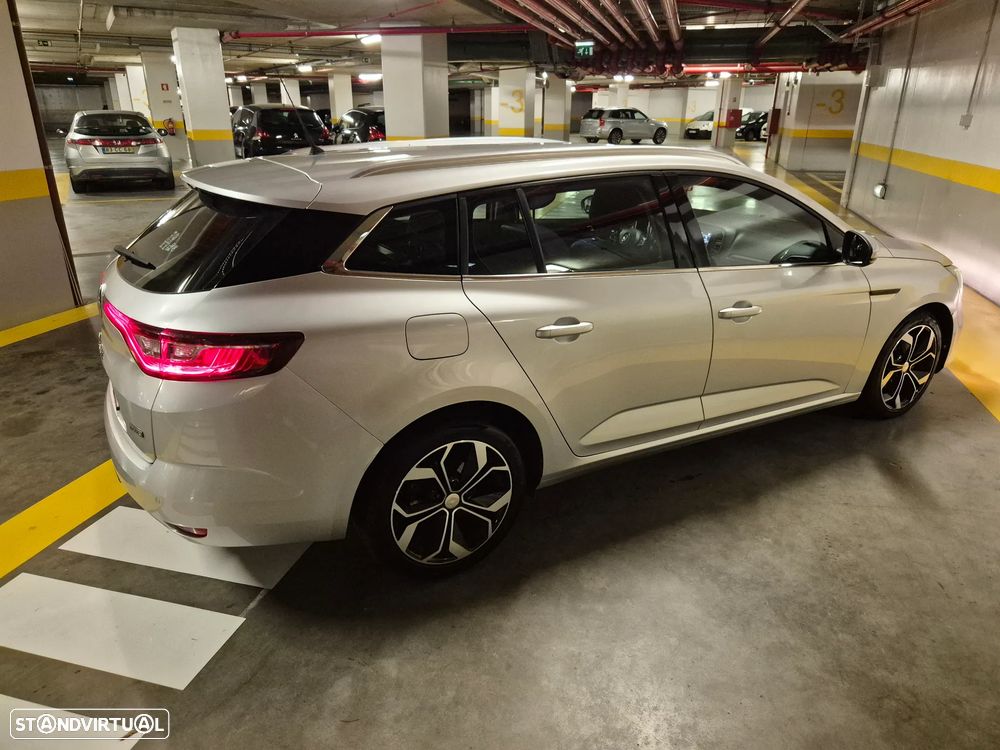 Renault Mégane Sport Tourer ENERGY dCi 110 EXPERIENCE - 9