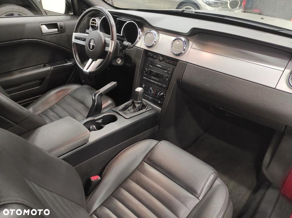 Ford Mustang 4.6 V8 Mach 1 - 12
