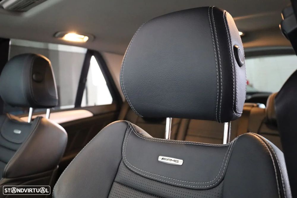 Mercedes-Benz ML 63 AMG 4Matic SpeedshiftFT 7G-TRONIC Performance Package - 32