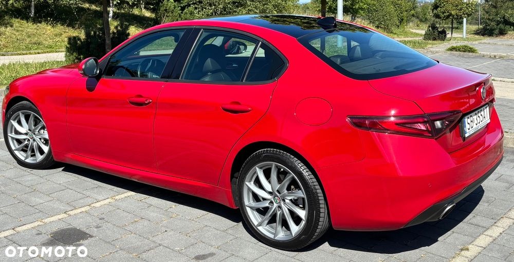 Alfa Romeo Giulia 2.0 Turbo Business - 5