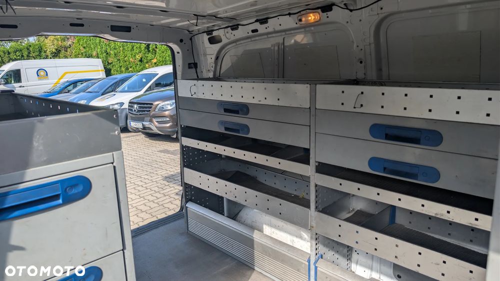 Mercedes-Benz VITO - 4