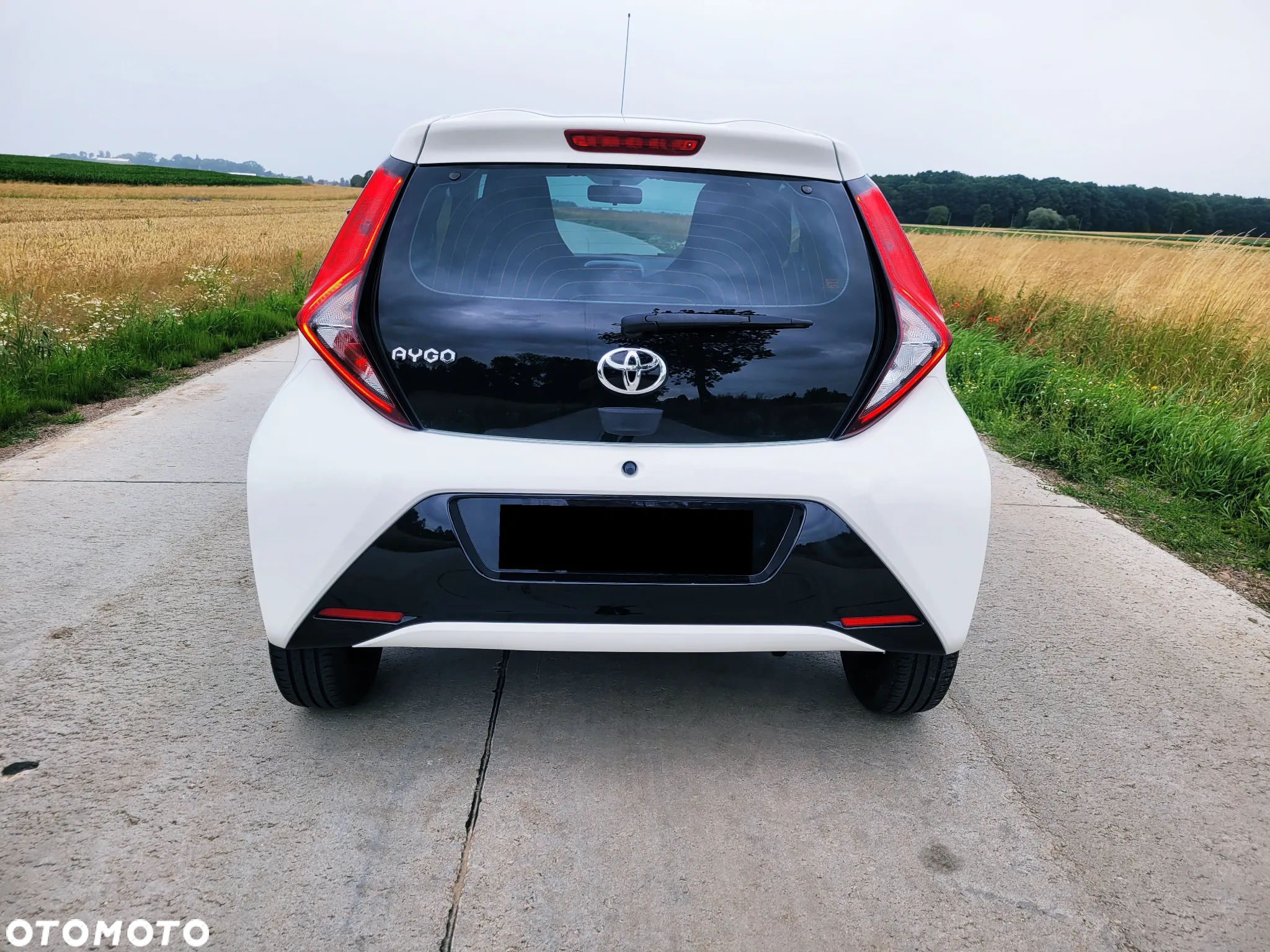 Toyota Aygo x-play connect - 5