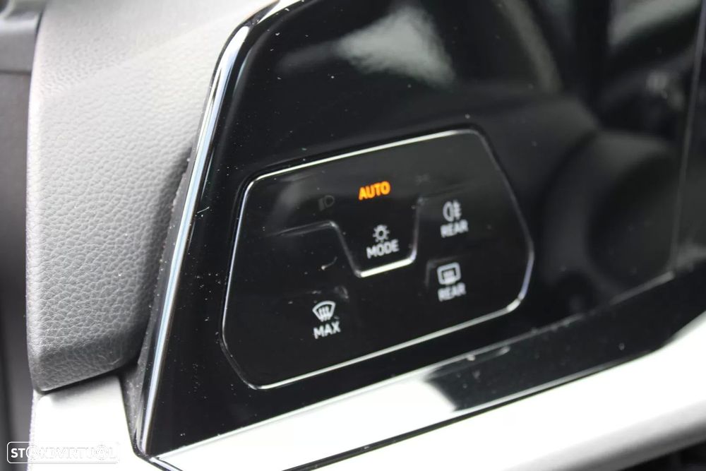 VW Golf 2.0 TDI Life - 22