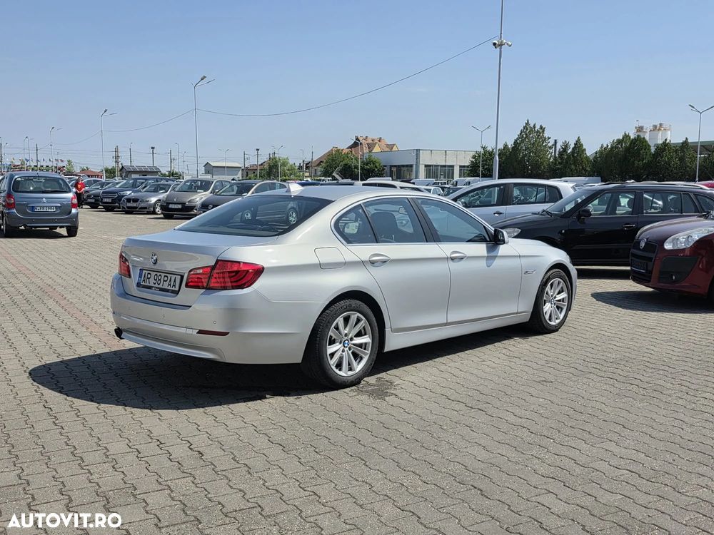 BMW Seria 5 520d Aut. - 4