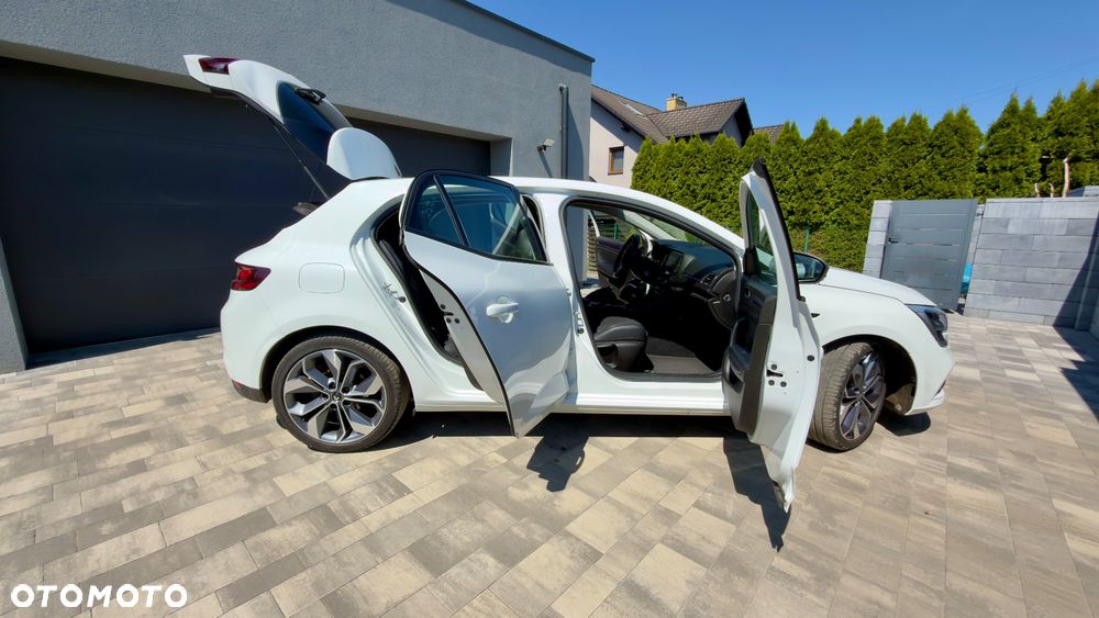 Renault Megane 1.5 Blue dCi GT Line - 6