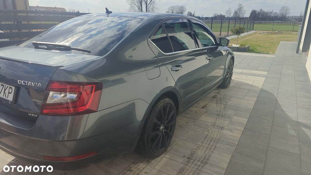 Skoda Octavia 2.0 TDI SCR 4x4 Style DSG - 14