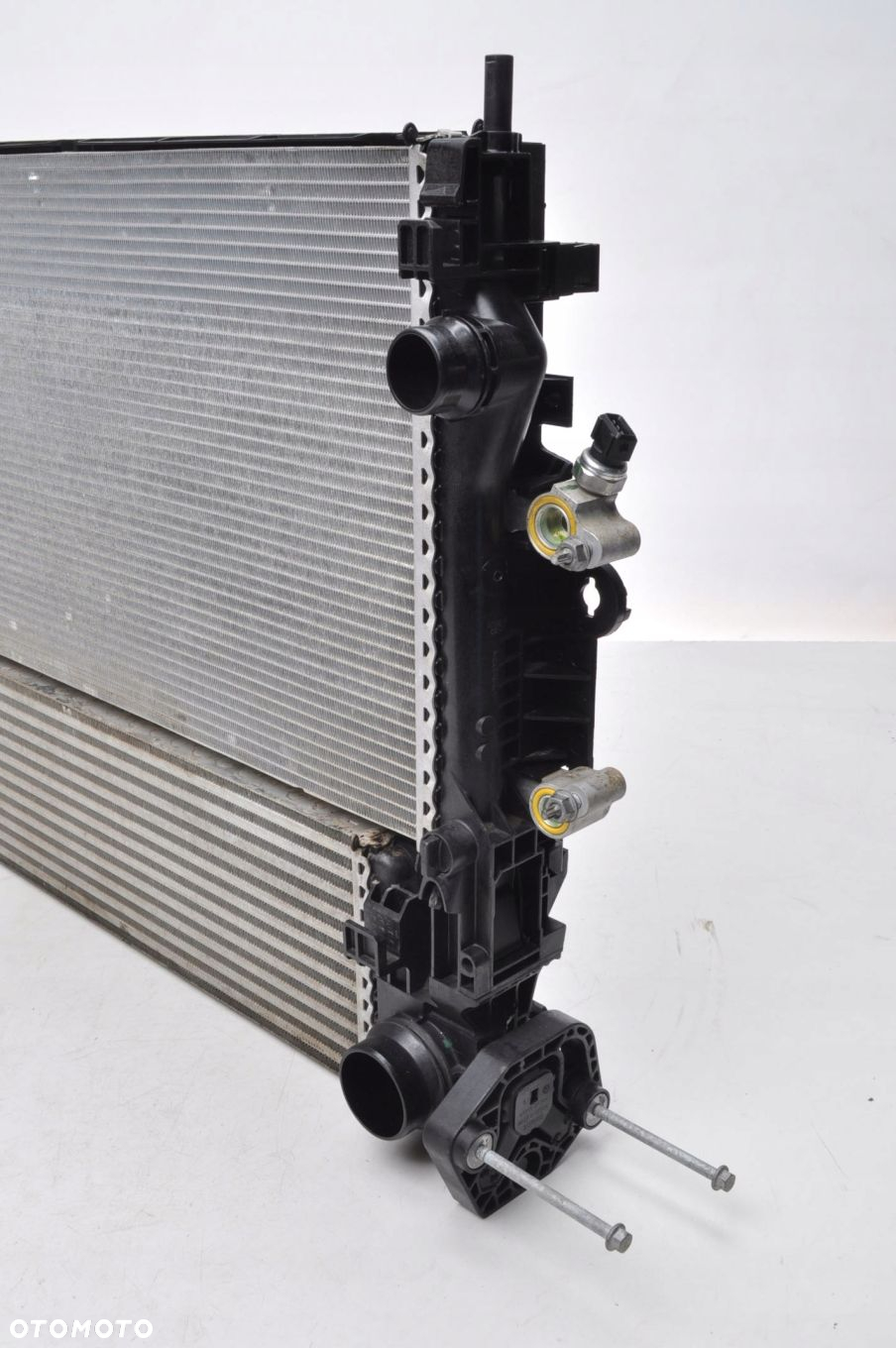 VOLVO S60 V60 XC60 XC90 V90 S90 T4 T5 T6 T8 D4 D5 KOMPLET CHŁODNIC - 4