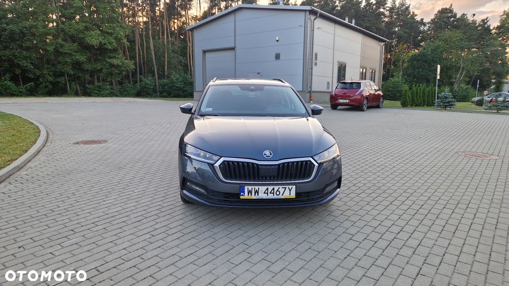 Skoda Octavia 2.0 TDI SCR Ambition DSG - 9