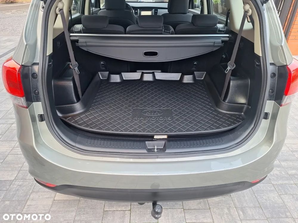 Kia Carens 1.6 GDI XL 7os EU6 - 6