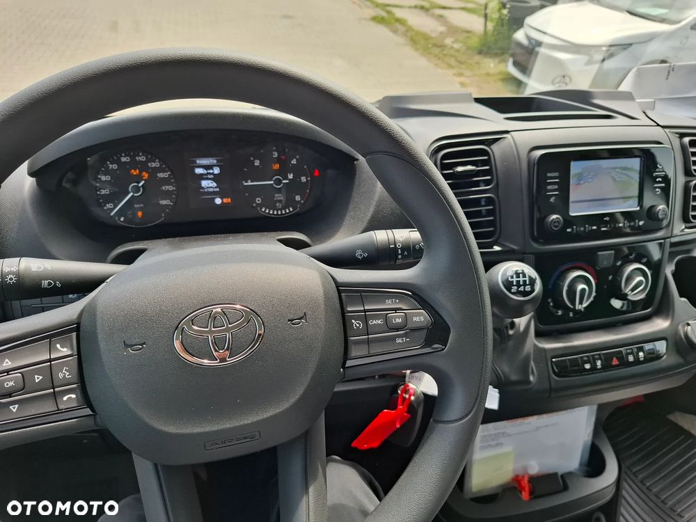 Toyota Proace Max - 20