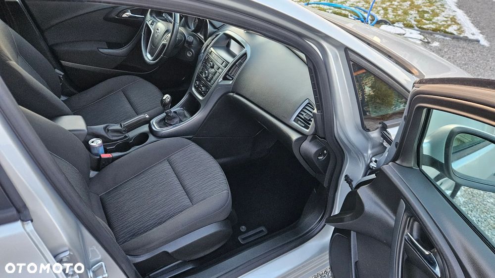 Opel Astra 1.4 T Enjoy - 27