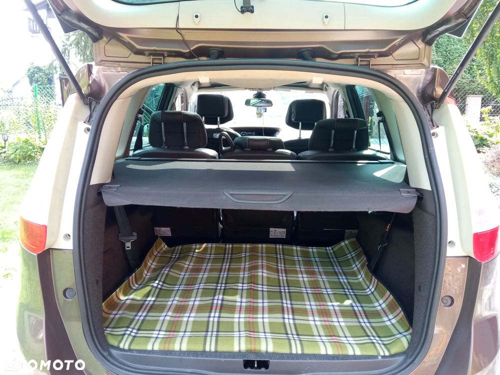 Renault Grand Scenic - 13