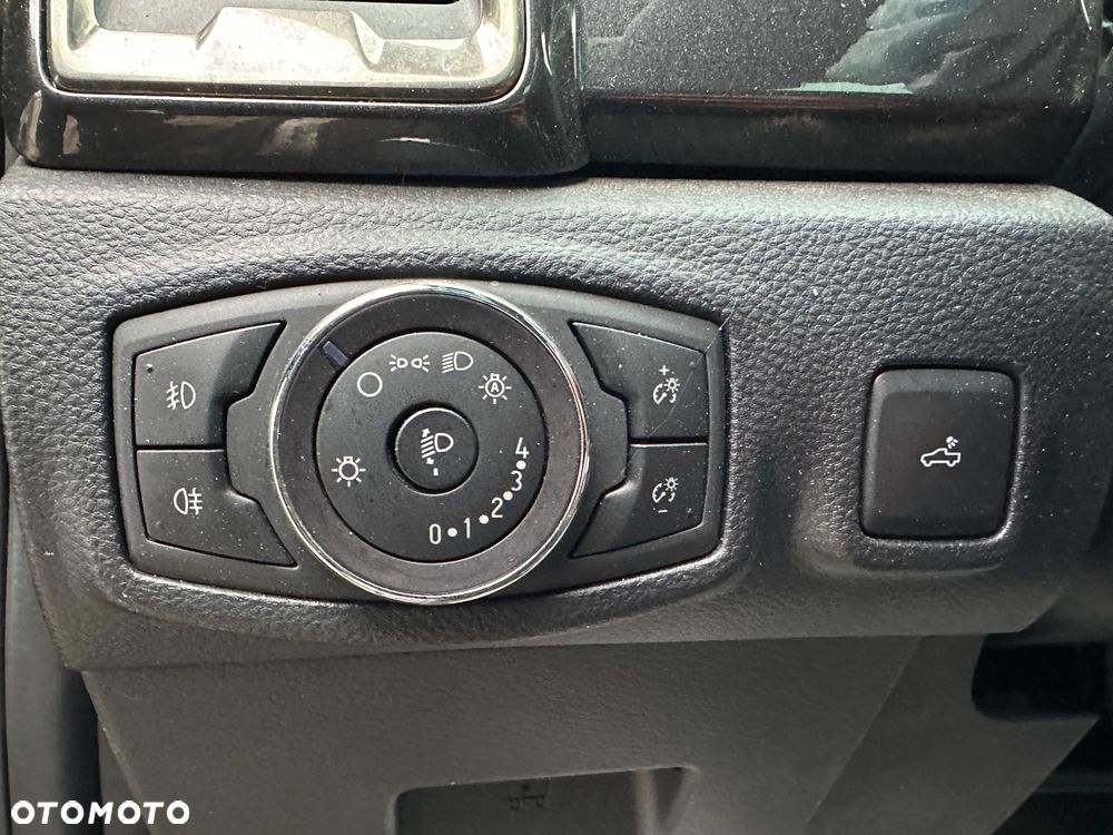 Ford Ranger 2.0 EcoBlue 4x4 DC Wildtrak - 28