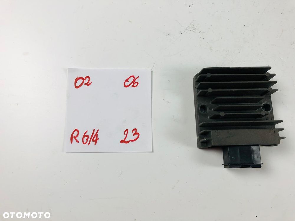 Honda CBR 125 250 JC50 CRF 250 regulator napięcia - 1