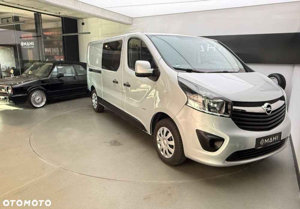 Opel Vivaro - 15