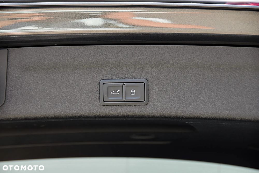 Audi RS6 Avant 4.0 TFSI quattro tiptronic - 40