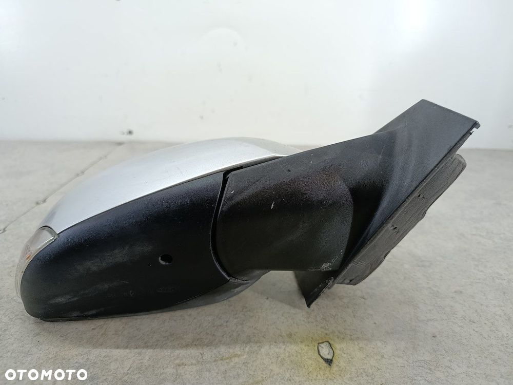 LUSTERKO PRAWE RENAULT LAGUNA III TED69 - 6