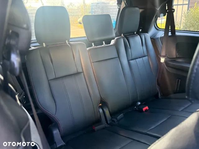 Dodge Grand Caravan 3.6 R/T - 38