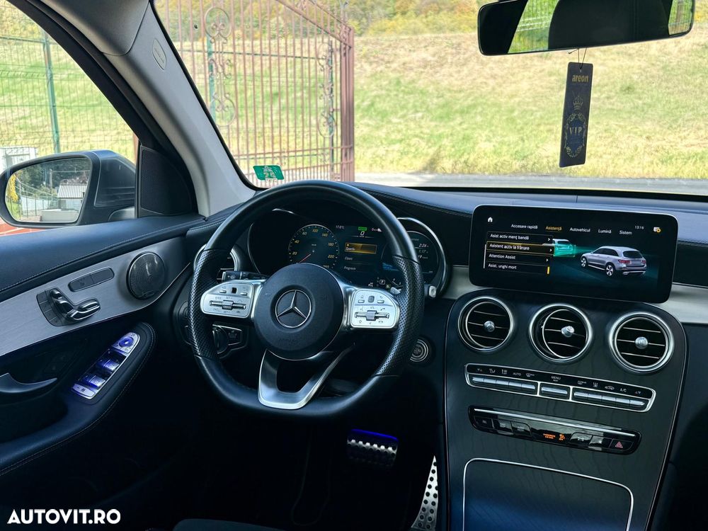 Mercedes-Benz GLC 300 de 4Matic 9G-TRONIC AMG Line - 24