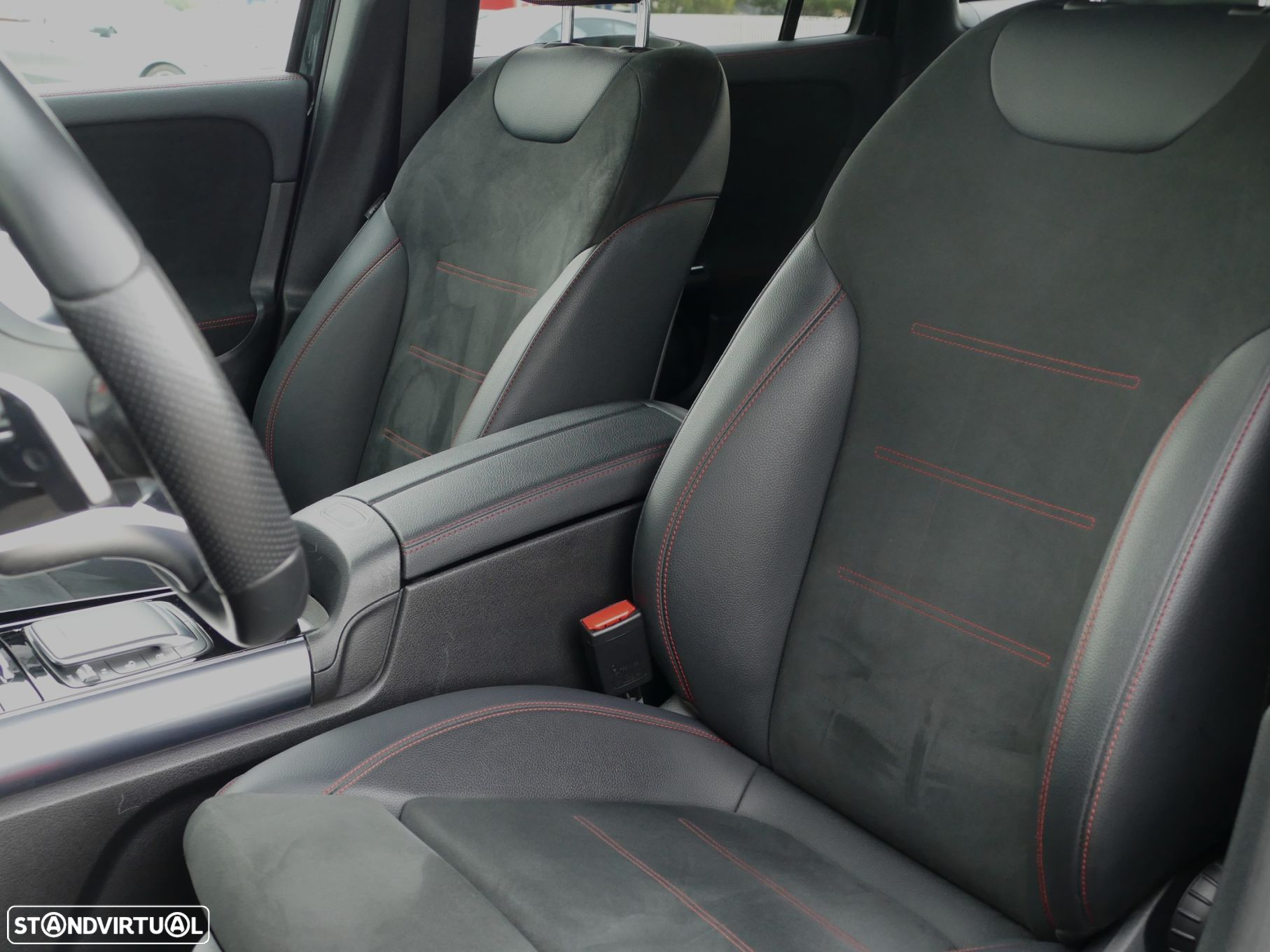 Mercedes-Benz GLA 250 e AMG Line - 13