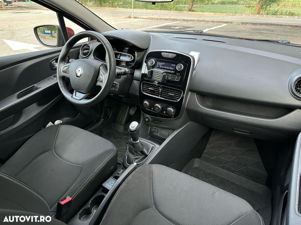 Renault Clio 1.2 Life - 12