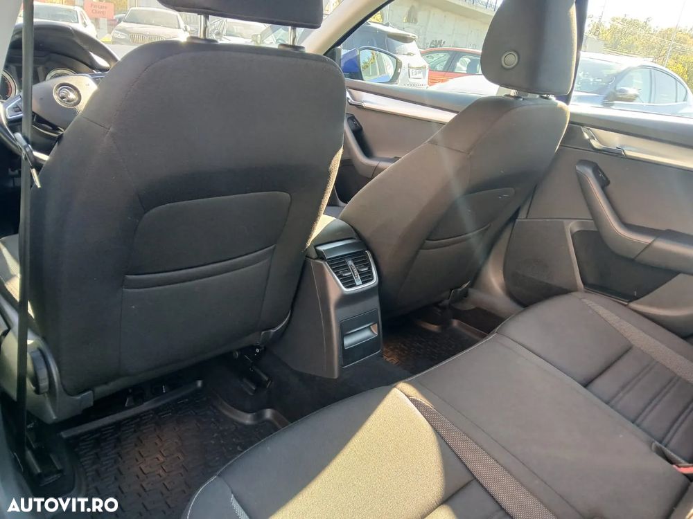 Skoda Octavia Combi 1.0 TSI Style - 6