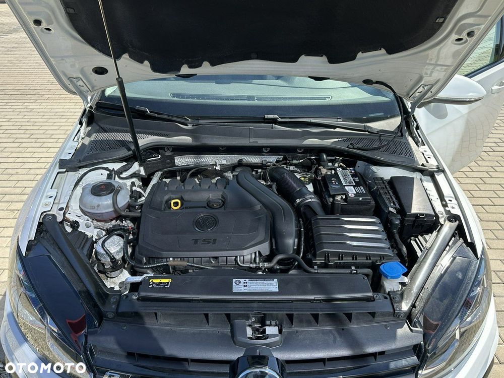 Volkswagen Golf Variant 1.5 eTSI EVO R-Line DSG - 32