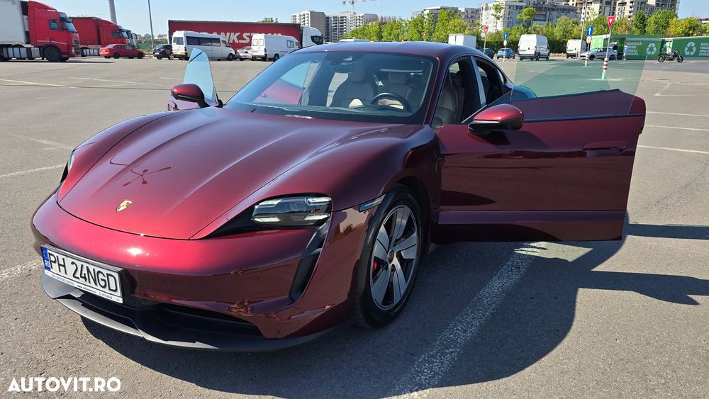 Porsche Taycan - 24