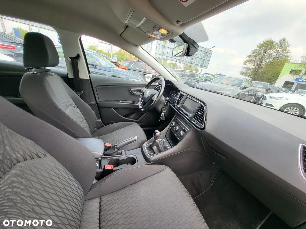 Seat Leon Sportstourer 1.6 TDI Ecomotive Style - 9