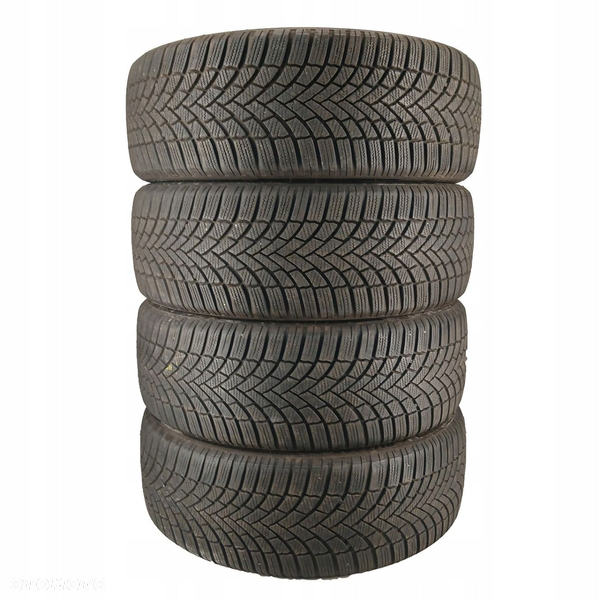 4x 215/50R19 opony zimowe Bridgestone Blizzak LM005 6mm 2022r 85672