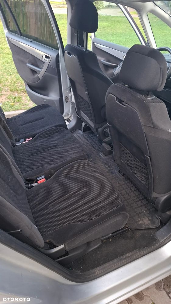 Citroën C4 Picasso - 32