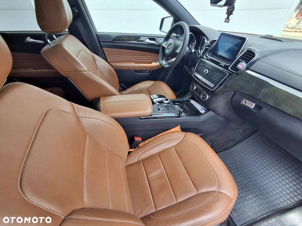 Mercedes-Benz GLE AMG 43 4Matic 9G-TRONIC AMG Line - 11