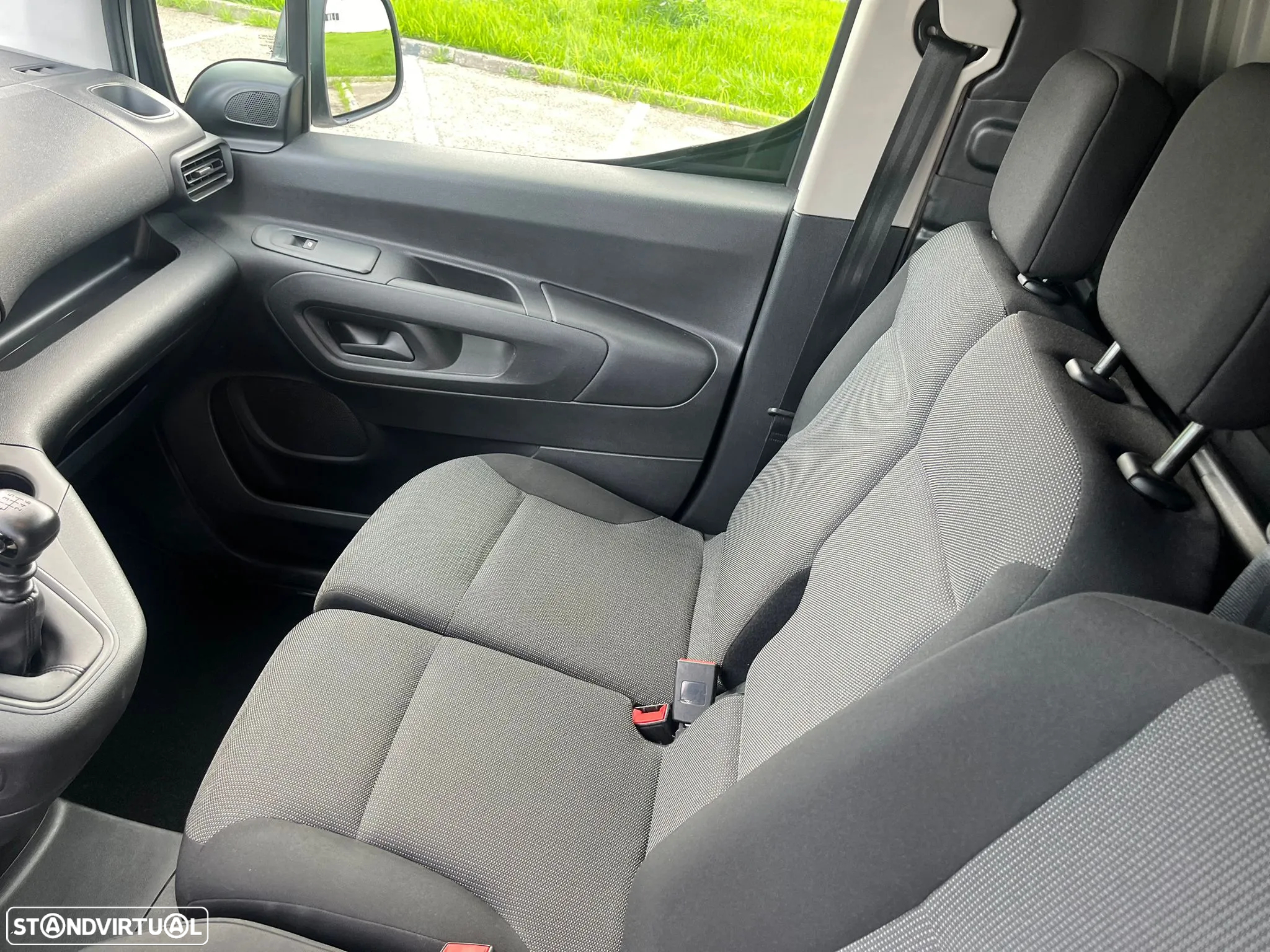 Opel COMBO 1.5 102cv 3 LUGARES - AC - IVA DEDUTÍVEL - 34