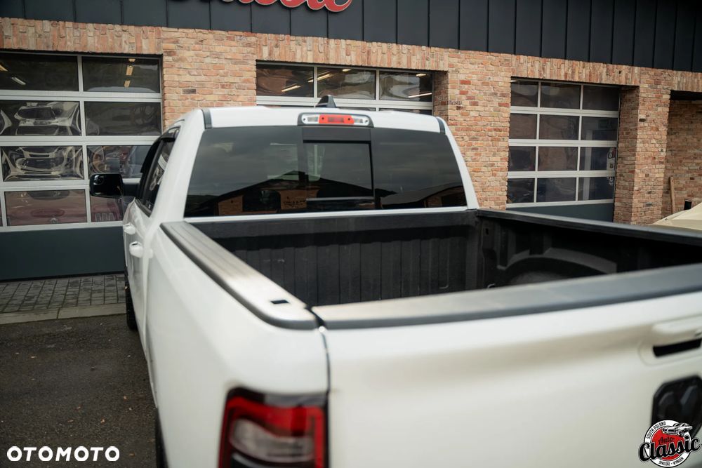 RAM 1500 - 18