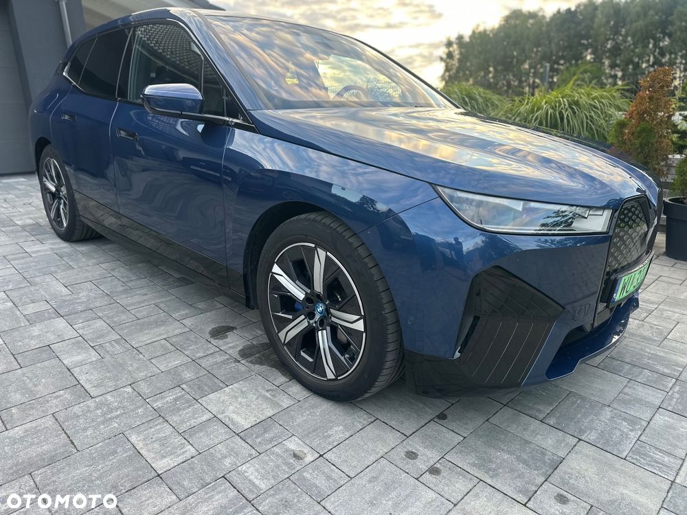 BMW iX xDrive40 76.6kWh Signature - 7