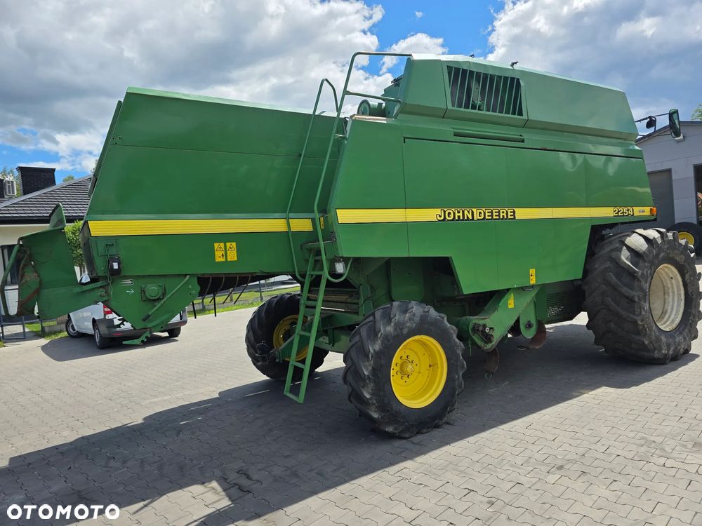 John Deere 2254 - 3