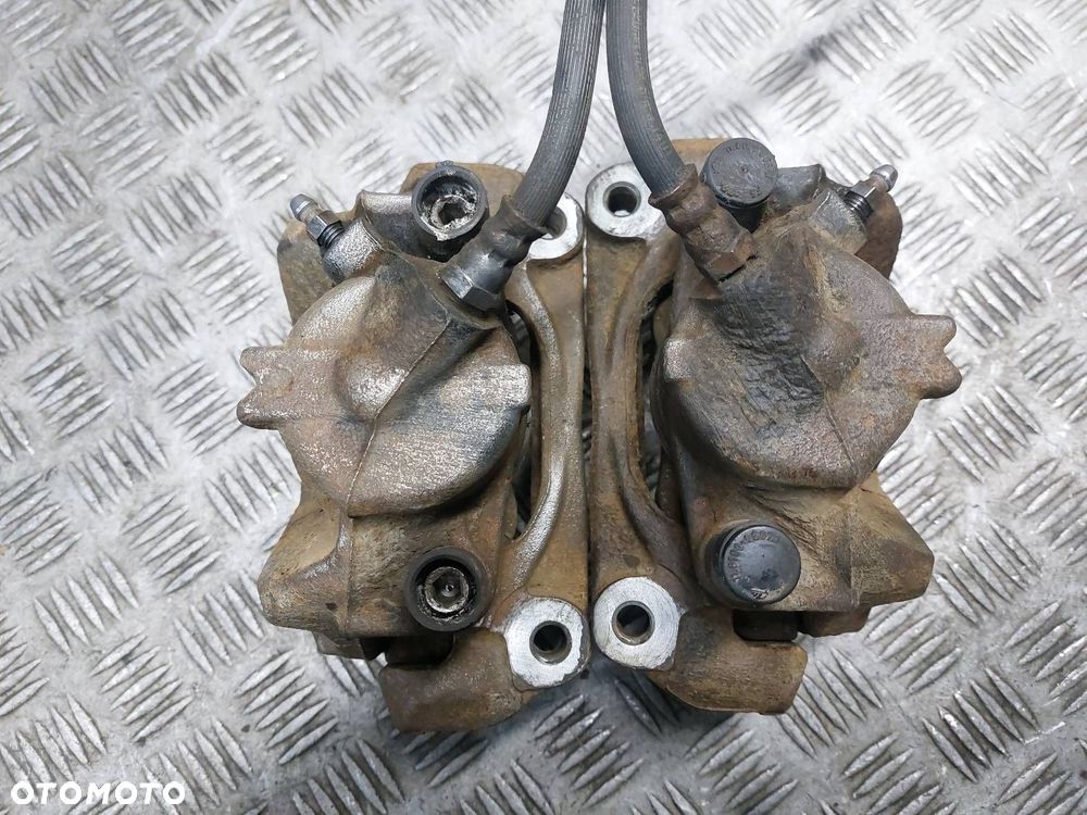 TARCZE HAMULCOWE PRZÓD + KLOCKI + ZACISKI RENAULT MEGANE III 1.6 16V - 8