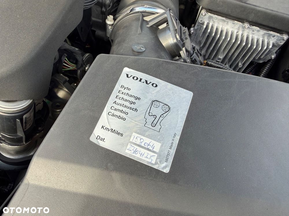 Volvo V90 D4 Geartronic Momentum - 37